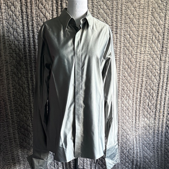 Alexander McQueen Shimmering Silver Dress Shirt 62%Cotton 38%Silk Alexander McQueen Shimmering Silver Dress Shirt 62%Cotton 38%Silk